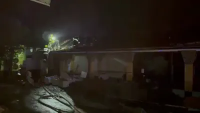 א פייער האט אויסגעבראכן אין טשענגער