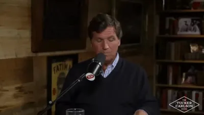 טאקער קארלסאן איבער די איראנע קריג