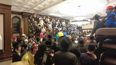 פורים בחצר הקודש סקולען פון לעיקוואד