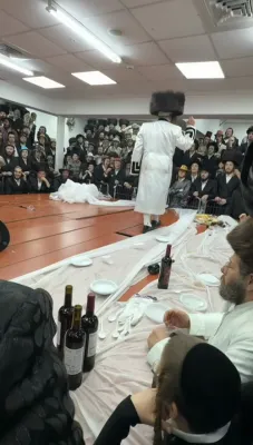 פיינע ווידיאוס פון פורים ביי כ"ק אדמו"ר מקרעטשניף כפר עטה שליט"א