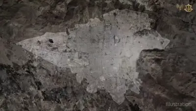 מדינת ישראל צעשטערט טעהראן קאמאנד בונקער געבויט פאר כומעיני.