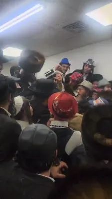 לענגערע ווידיאו פון פורים בחצר הקודש קרעטשניף כפר עטה 