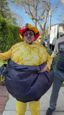 טשיקאווע פורים סצענעס אין די היימישע גאסן - חלק ב'