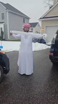 טשיקאווע פורים סצענעס אין די היימישע גאסן - חלק א'