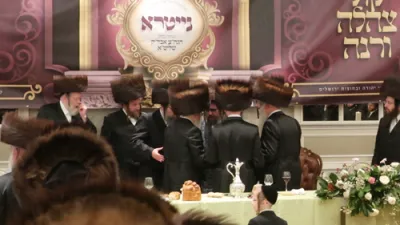 שבע ברכות לבן הגה"צ אבד"ק נייטרא וויליאמסבורג שליט"א ע"י קהילת נייטרא