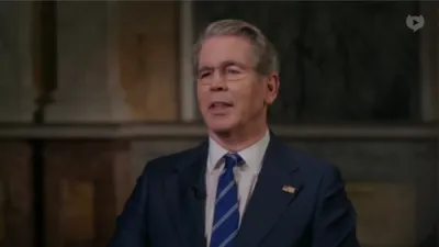 אמעריקע פלאנירט ים-קאנוואן אין די שטראז פון הארמוז.