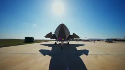 טערקיי'ס סטעלט דראון פארענדיגט ערשטע באמבינג טעסט.