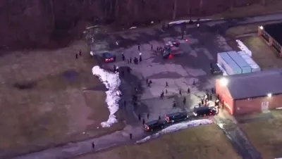 עסקני סקווירא און בן כ"ק אדמו"ר מסקווירא שליט"א איז געפארן מיט א העליקאפטער צום חתונה פון בת הנגיד ר' נחום זלמן רוקח אין ניו דזשערסי 