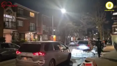 ווען א קאמיונעטי שטעלט זיך ארויס