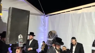 חתונה מיט בעני בערגער און הערשי לאנגסאם און ליפא שמעלצער און ידידים כאר