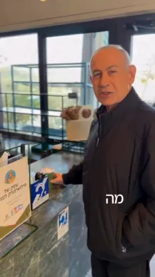 נתניהו באשטעטיגט אז ער לעבט