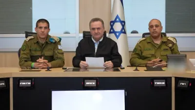 איזראעלי דיפענס מיניסטער באשטעטיגט די טויט צילן אין טעהראן 