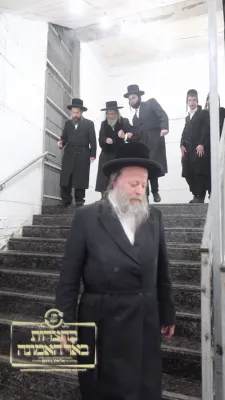 הרה"צ רבי אלימלך בידערמאן שליט"א ביים מעמד אתכנשו - למסיימי ספרי הזוה"ק