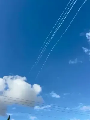 צה"ל האט אראפגעשאסן מאסן ראקעטן וואס זענען אריינגעקומען פון לבנון 