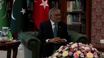 וועלטליכע אויסערן מיניסטארן טרעפן זיך אין איסלאמאבאד צו באהאנדלען דעם קאנפליקט אין מיטל מזרח.