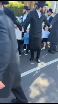 היסטארישע הכנסת ספר תורה אין עדת ישראל מעלבראן אוסטראליע 