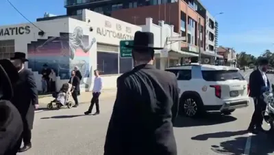 היסטארישע הכנסת ספר תורה אין עדת ישראל מעלבראן אוסטראליע 