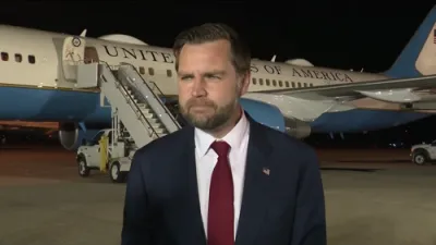 ווענס באמערקט פארמערטע שיף אקטיוויטעט טראץ איראן באגרעניצונגען.