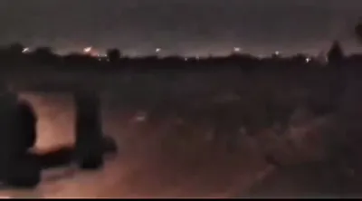 א שיסעריי אטאקע דורך א דורכפארנדע אויטא אין די סאווע ראיאן אין איראן.