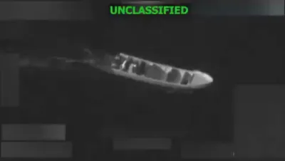 ווידיאו ווי אמעריקע אטאקירט צוויי נארקא טעראר שיפן אין מזרח פאסיפיק, ס'האט אריינגערעכנט פינף טעראריסטן 