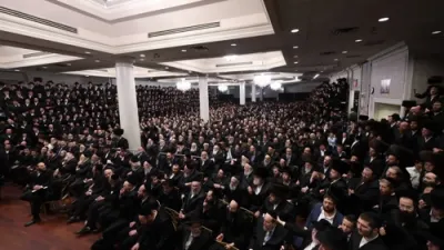 בילדער און ווידיאו פון ערב און מוצאי שבת ביי הגאון רבי שאול אלתר שליט"א אין אמעריקע 