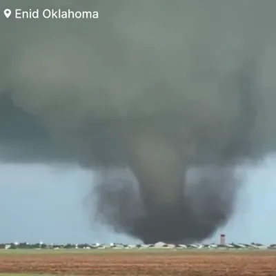 שרעקליכע טארנעידאו אין אקלעהאמע 