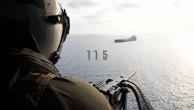 סענטקאם מעלדט: 27 שיפן זענען צוריקגעשיקט געווארן דורך אמעריקאנע מארינס בשעת'ן דורכפירן די בלאקאדע אין די "סטעיט אוו הארמוז".