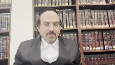 הערליכע מעשיות "פון הרה"ק רבי ישי' ב"ר משה מקערסטיר זי"ע - לרגל די יארצייט" &ndash; דורך הרב אליהו שווארץ ביים שיעור עמוד היומי 'דרשו' מסכת שקלים דף יג