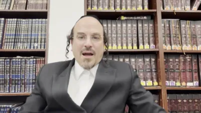 א הערליכע מעשה "פון הרה"ק בעל הטל חיים מליסקא זי"ע" &ndash; דורך הרב אליהו שווארץ ביים שיעור עמוד היומי 'דרשו' מסכת שקלים דף טו