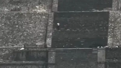 עטליכע טויטע נאך א שיסעריי אין מעקסיקא 