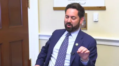 קאנגרעסמאן מייק לאולער רופט סענעטאר טשאק שומער א 'שאנדע'