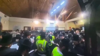 אידן רייסן איין ביים ציון הקדוש אין קערעסטיר 