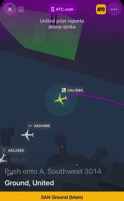  אודיאו פונעם 'עיר טרעפיק קאנטראל' אנטפלעקט: יונייטעד עירליינס מאנשאפט באריכטעט איבער א דראון וואס האט אריינגעקראכט אינעם פליגער ביי 3,000 פוס הויך.