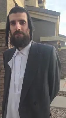 אידן באזוכן אין קאסא גראנדא אריזאנע 