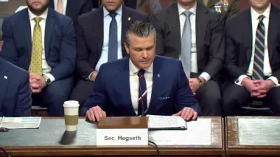 סעקרעטערי העגסעט קריטיקירט קאנגרעסלייט וואס גראבן קריטיק קעגן פרעזידענט טראמפ'ס נוקלעארע פאלעסיס