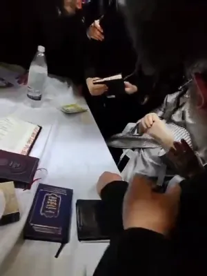 הרה"ק רבי יעקב מאיר שעכטער שליט"א אנגעקומען קיין מירון צום ערשטן מאל נאך 16 יאר 