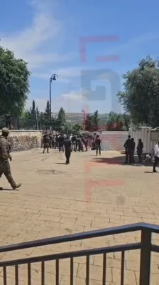 א גרוס פון הר הקודש מירון שטייענדיג נאנט צום יום טוב לג בעומר 