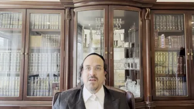 א הערליכע מעשה "פון הרה"ק מראפשיץ זי"ע" &ndash; דורך הרב אליהו שווארץ ביים שיעור עמוד היומי 'דרשו' מסכת שקלים דף יח