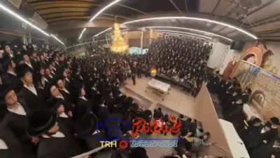 הדלקה בחצר הקודש פינסק קארלין