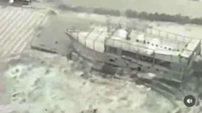 ווידעא ווי די צה"ל אטאקירט א רעסטוראנט נעבן די וואסער אין לבנון 