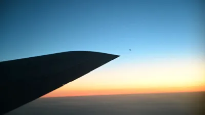 די נעיווי און די עיר פארס פירן דורך א פערפעקט "עריעל ריפועלינג" העכער דעם מיטל מזרח, וואס האט איבערגענומען און געכאפט די אויגן פון די גאנצע וועלט.