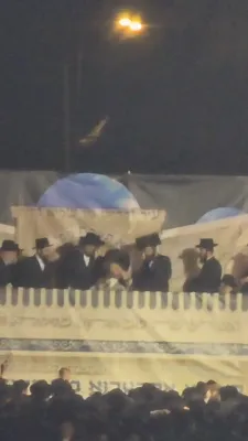 חלק ב' ווידיאוס פון די הדלקה בצל הרה"ק רבי יעקב מאיר שעכטער שליט"א אין ירושלים 