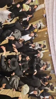 לעבעדיג פון מירון נעבן ציון