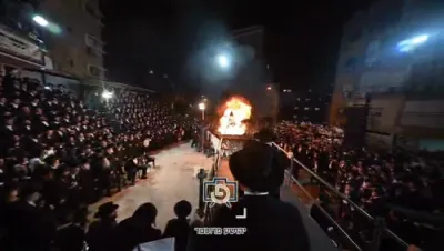 מעמד הדלקה לכבוד התנא האלוקי רבי שמעון בר יוחאי בראשות הגה"צ ראש ישיבת סאטמאר בני ברק שליט"א ע"פ שיכון קרית יואל בני ברק