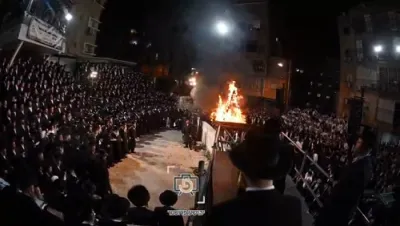 מעמד הדלקה לכבוד התנא האלוקי רבי שמעון בר יוחאי בראשות הגה"צ ראש ישיבת סאטמאר בני ברק שליט"א ע"פ שיכון קרית יואל בני ברק