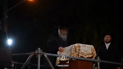 מעמד הדלקה לכבוד התנא האלוקי רבי שמעון בר יוחאי בראשות הגה"צ ראש ישיבת סאטמאר בני ברק שליט"א ע"פ שיכון קרית יואל בני ברק