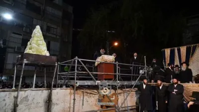 מעמד הדלקה לכבוד התנא האלוקי רבי שמעון בר יוחאי בראשות הגה"צ ראש ישיבת סאטמאר בני ברק שליט"א ע"פ שיכון קרית יואל בני ברק