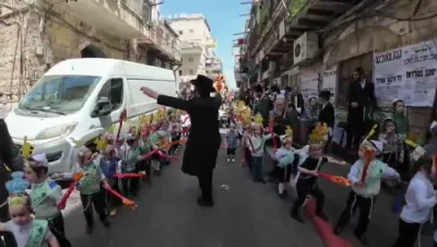 ערב שבועות אין מאה שערים