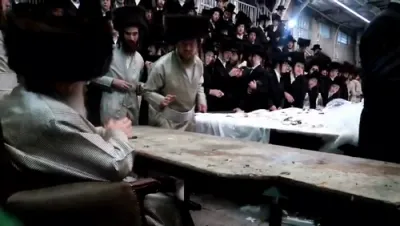 גוט וואך וואונטשן ביי כ"ק אדמו"ר מפינסק קארלין שליט"א 
