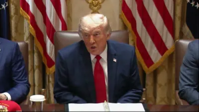 פרעזידענט טראמפ צו איראן: ס'איז קלאר אז איר זוכט א דיעל, אבער מיר וועלן דאס ענדיגן אויב איר וועט נישט צושטעלן דאס וואס מען דארף.